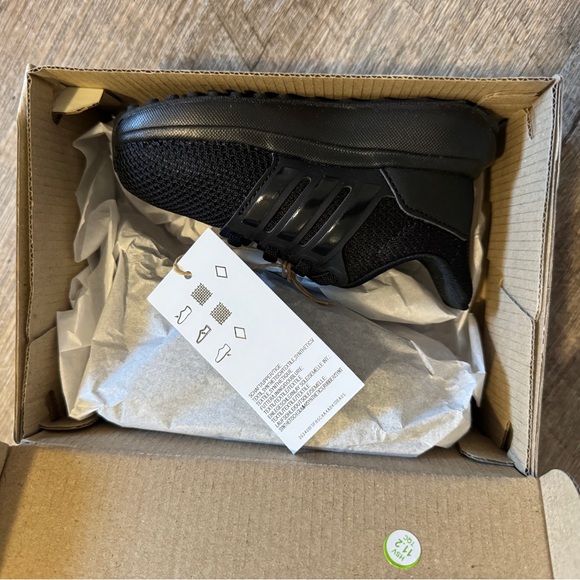 Adidas UBounce DNA Black Athletic Shoes Toddler - Picture 5 of 7